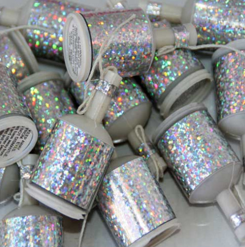 Gold Party Poppers Gold Party Poppers