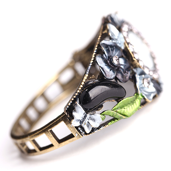 Stylish Flower Rhinestone Bangle Watch For Women Stylish Flower Rhinestone Bangle Watch For Women