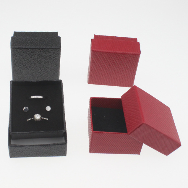 Custom Jewelry Packaging Box With Black Velvet Pad Insert 