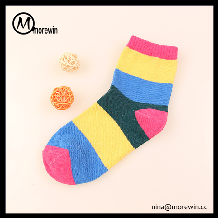 Morewin Fashion New Stripe Color Socks