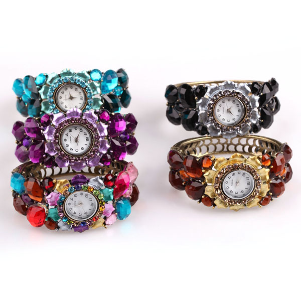 Stylish Flower Rhinestone Bangle Watch For Ladies