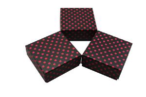 Red Spots Jewelry Packaging Box With Black Velvet Pad Insert  wholesale, custom logo printed